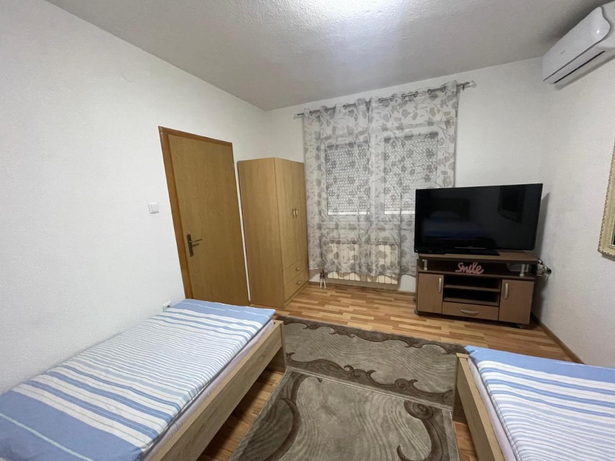 Apartmani Brod 泽尼察 外观 照片